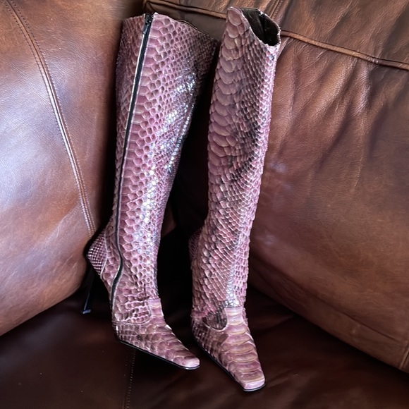 Burgundy/python boots - Picture 2 of 10
